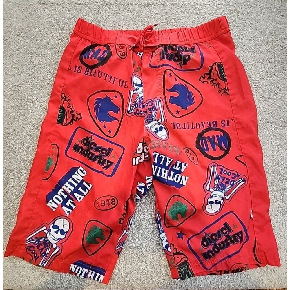 Diesel Swim Trunks Mens Sz 17 Lined Board Shorts Draw String Draw String Skulls